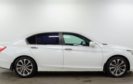 Honda Accord IX рестайлинг, 2013 год, 1 380 000 рублей, 4 фотография