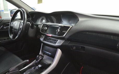 Honda Accord IX рестайлинг, 2013 год, 1 380 000 рублей, 10 фотография