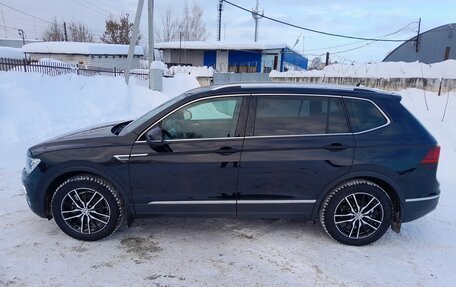 Volkswagen Tiguan II, 2020 год, 2 800 000 рублей, 5 фотография