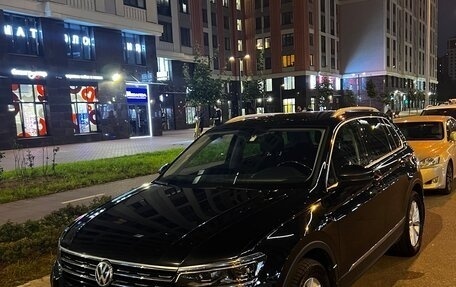 Volkswagen Tiguan II, 2017 год, 2 700 000 рублей, 4 фотография