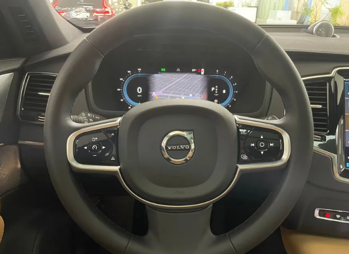 Volvo XC90 II рестайлинг, 2025 год, 8 980 000 рублей, 14 фотография