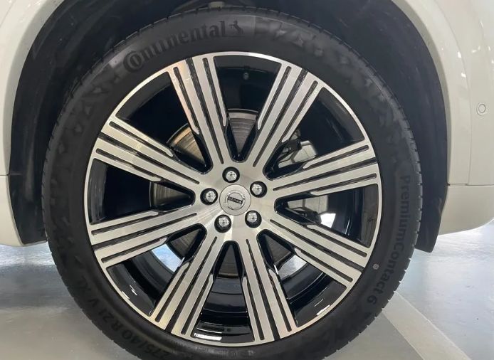 Volvo XC90 II рестайлинг, 2025 год, 8 980 000 рублей, 3 фотография