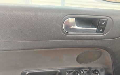 Volkswagen Golf Plus II, 2011 год, 580 000 рублей, 5 фотография