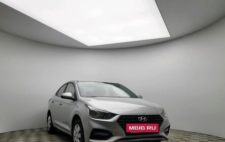 Hyundai Solaris II рестайлинг, 2017 год, 1 060 000 рублей, 3 фотография