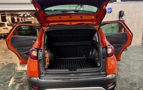 Renault Kaptur I рестайлинг, 2017 год, 1 200 000 рублей, 8 фотография