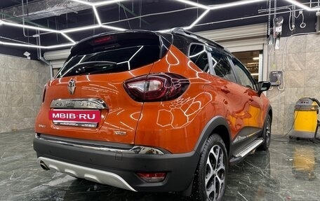 Renault Kaptur I рестайлинг, 2017 год, 1 200 000 рублей, 2 фотография