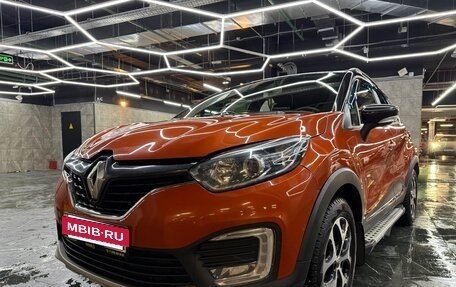 Renault Kaptur I рестайлинг, 2017 год, 1 200 000 рублей, 15 фотография