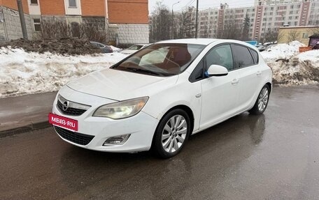 Opel Astra J, 2011 год, 480 000 рублей, 11 фотография