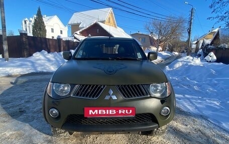 Mitsubishi L200 IV рестайлинг, 2008 год, 1 050 000 рублей, 4 фотография