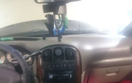 Chrysler Town & Country IV, 2002 год, 380 000 рублей, 5 фотография