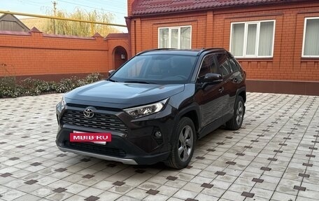 Toyota RAV4, 2022 год, 3 100 000 рублей, 3 фотография