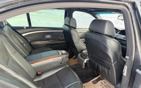 BMW 7 серия, 2005 год, 710 000 рублей, 16 фотография