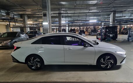 Hyundai Elantra, 2023 год, 2 390 000 рублей, 4 фотография