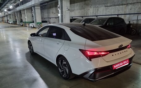 Hyundai Elantra, 2023 год, 2 390 000 рублей, 7 фотография