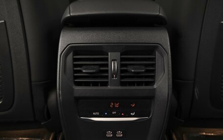 BMW 3 серия, 2020 год, 3 830 000 рублей, 18 фотография