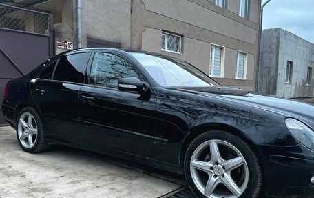 Mercedes-Benz E-Класс, 2006 год, 1 100 000 рублей, 4 фотография