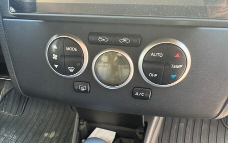 Nissan Tiida, 2008 год, 870 000 рублей, 11 фотография