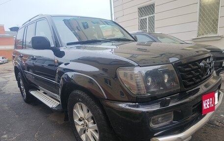 Toyota Land Cruiser 100 рестайлинг 2, 2006 год, 2 390 000 рублей, 3 фотография