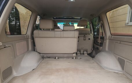 Toyota Land Cruiser 100 рестайлинг 2, 2006 год, 2 390 000 рублей, 20 фотография