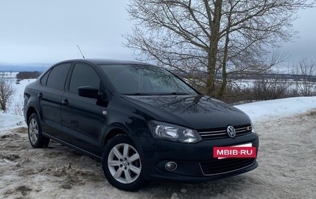 Volkswagen Polo VI (EU Market), 2011 год, 730 000 рублей, 2 фотография