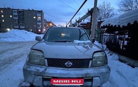 Nissan X-Trail, 2002 год, 375 000 рублей, 2 фотография