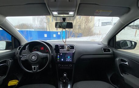 Volkswagen Polo VI (EU Market), 2011 год, 730 000 рублей, 11 фотография