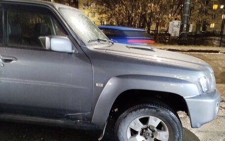 Nissan Patrol, 2004 год, 1 200 000 рублей, 4 фотография