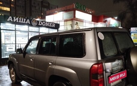 Nissan Patrol, 2004 год, 1 200 000 рублей, 8 фотография