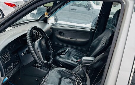 KIA Sportage IV рестайлинг, 2003 год, 352 000 рублей, 4 фотография