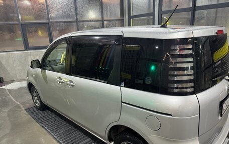 Toyota Sienta I, 2005 год, 575 000 рублей, 9 фотография