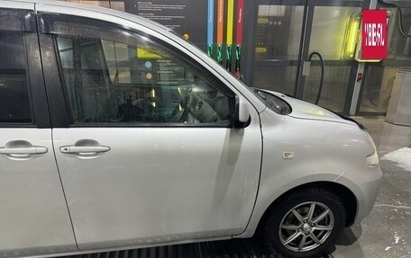 Toyota Sienta I, 2005 год, 575 000 рублей, 4 фотография