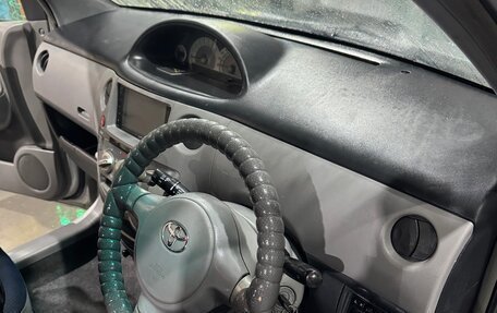 Toyota Sienta I, 2005 год, 575 000 рублей, 14 фотография