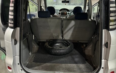 Toyota Sienta I, 2005 год, 575 000 рублей, 17 фотография