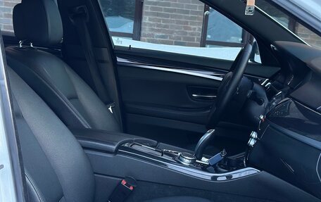 BMW 5 серия, 2013 год, 1 550 000 рублей, 31 фотография