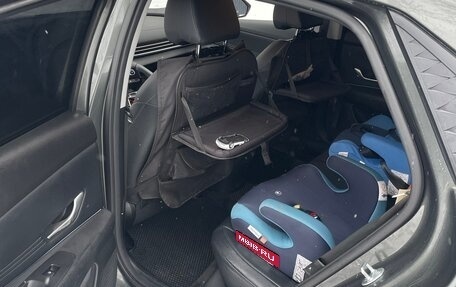 Hyundai Elantra, 2023 год, 2 305 000 рублей, 7 фотография