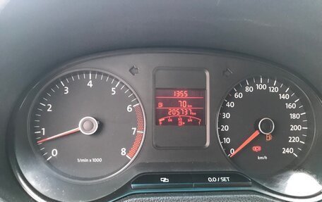 Volkswagen Polo VI (EU Market), 2011 год, 700 000 рублей, 6 фотография