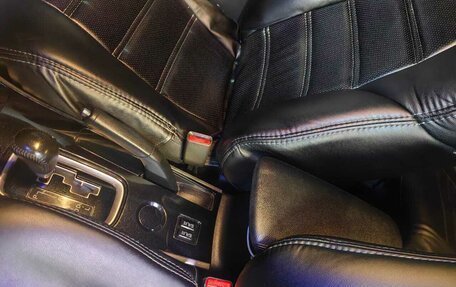 Mitsubishi Outlander III рестайлинг 3, 2018 год, 1 800 000 рублей, 7 фотография