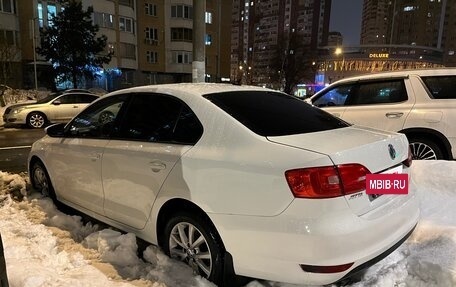 Volkswagen Jetta VI, 2012 год, 620 000 рублей, 5 фотография