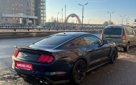 Ford Mustang VI рестайлинг, 2018 год, 3 000 000 рублей, 2 фотография