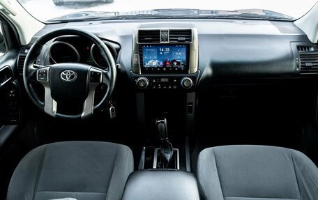 Toyota Land Cruiser Prado 150 рестайлинг 2, 2012 год, 3 000 000 рублей, 13 фотография