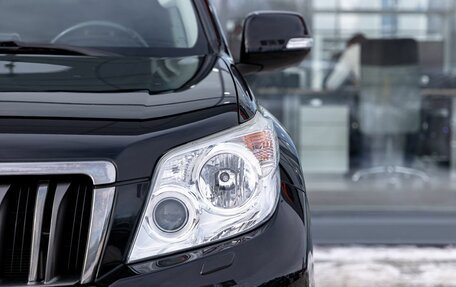 Toyota Land Cruiser Prado 150 рестайлинг 2, 2012 год, 3 000 000 рублей, 10 фотография