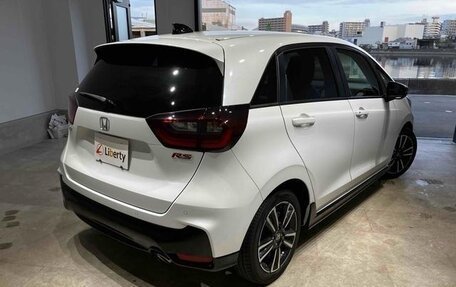 Honda Fit, 2023 год, 1 350 000 рублей, 9 фотография