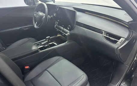 Lexus RX IV рестайлинг, 2025 год, 7 699 000 рублей, 15 фотография