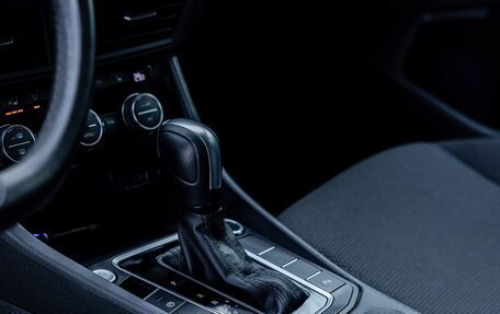 Volkswagen Jetta VII, 2019 год, 2 100 000 рублей, 23 фотография