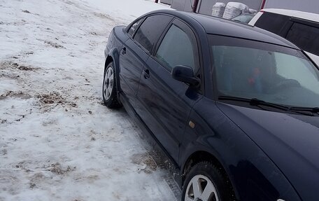 Volkswagen Passat B5+ рестайлинг, 1998 год, 280 000 рублей, 1 фотография