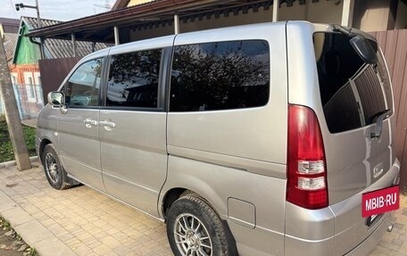 Nissan Serena II, 2003 год, 850 000 рублей, 3 фотография