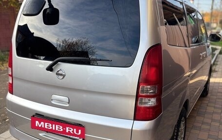 Nissan Serena II, 2003 год, 850 000 рублей, 15 фотография