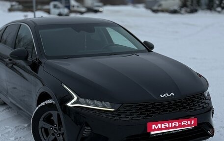 KIA K5, 2021 год, 2 350 000 рублей, 5 фотография