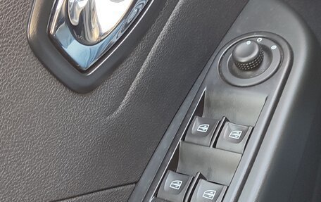 Renault Kaptur I рестайлинг, 2017 год, 1 355 000 рублей, 13 фотография