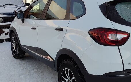 Renault Kaptur I рестайлинг, 2017 год, 1 355 000 рублей, 6 фотография